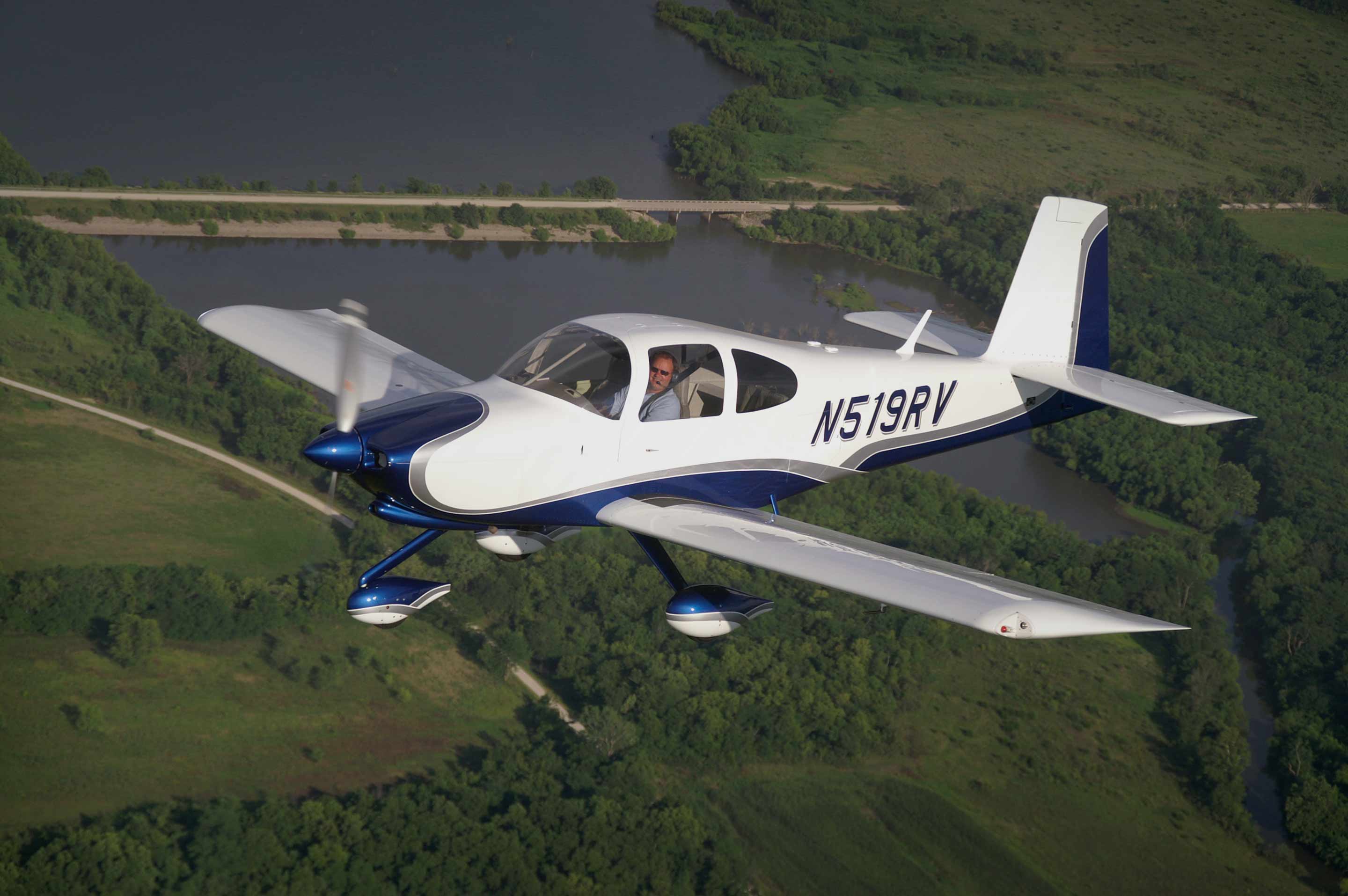Learn About the Van's RV-12iS SLSA Factory-Built Option - Van's Aircraft  Total Performance RV Kit Planes