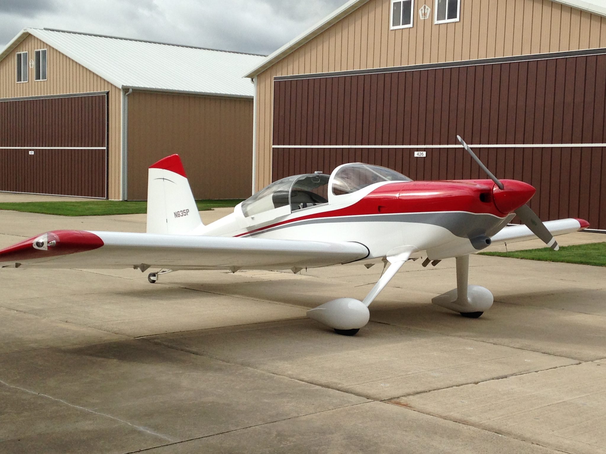 Dennis W. Huser's RV-9 - Van's Aircraft Total Performance RV Kit Planes